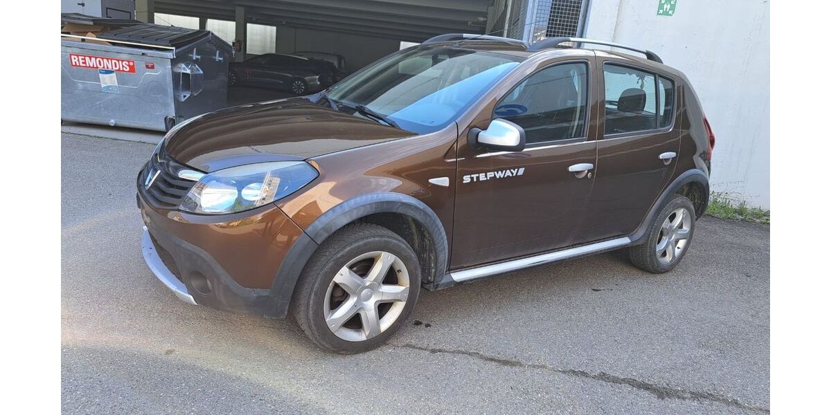 Dacia Sandero 145.000 km 2.350 &euro; Reutlingen 72766