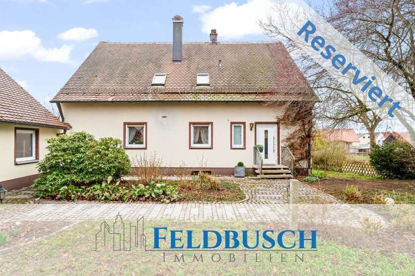 Haus zum Kaufen in Deining Leutenbach 315.000 € 209 m²