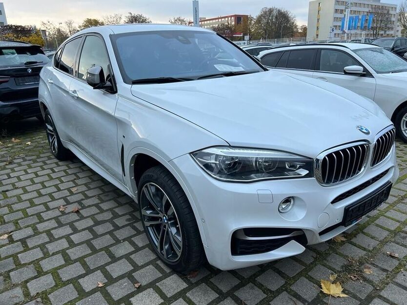 X6 M50