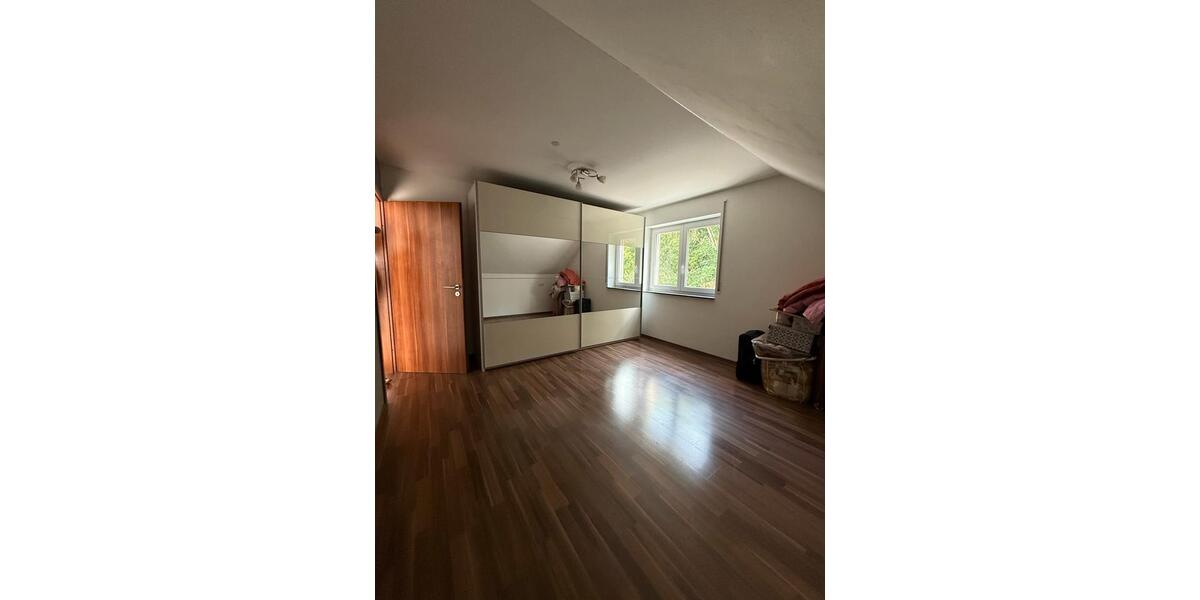 Doppelhaushälfte Reutlingen Sondelfingen - 7 Zimmer, 187 m&sup2;, 849.000&euro; | Angebot:26978129