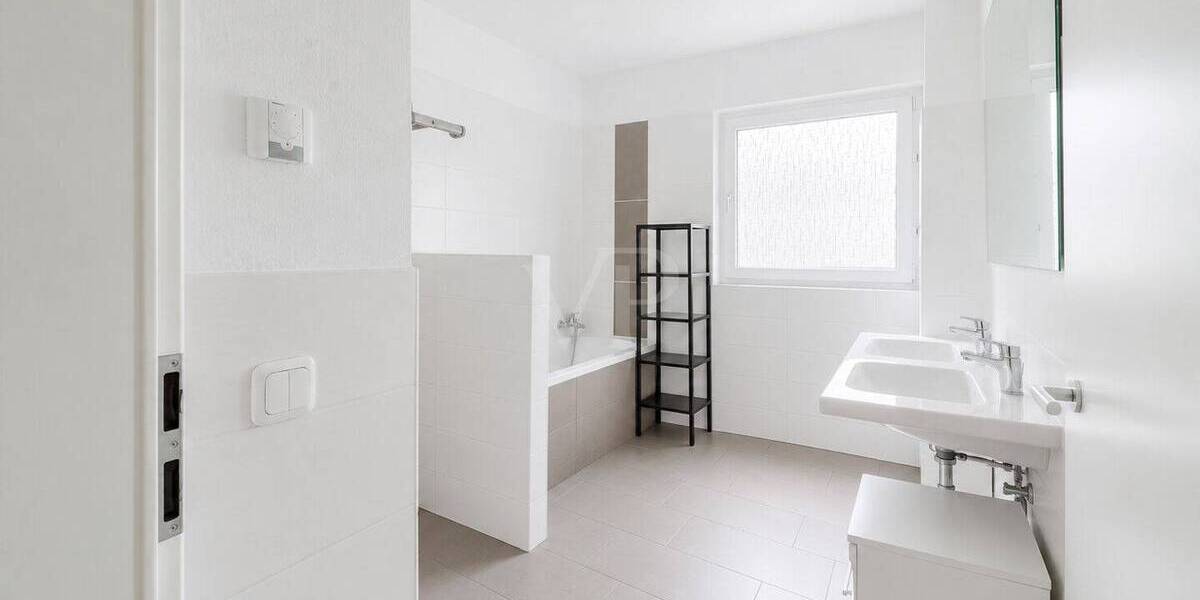 Einfamilienhaus Werneuchen OT Hirschfelde Werneuchen - 8 Zimmer, 220 m&sup2;, 845.000&euro; | Angebot:25746079