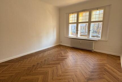 Erdgeschoßwohnung zentrumsnah