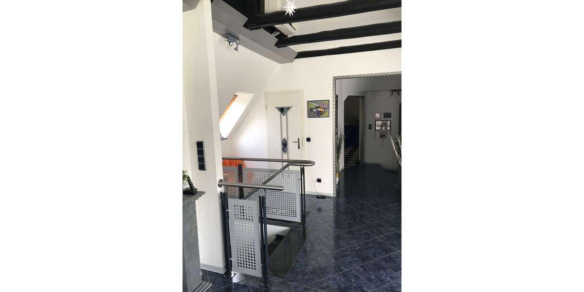 Einfamilienhaus Wietze - 8 Zimmer, 260 m&sup2;, 327.500&euro; | Angebot:25424386