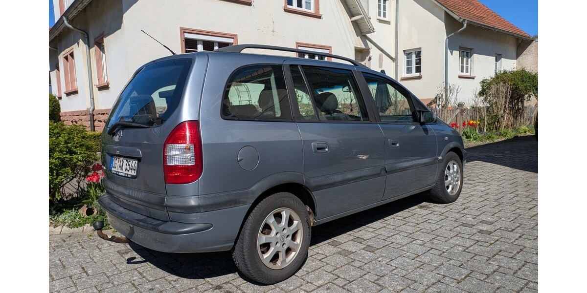 Opel Zafira A 242.200 km 2.200 &euro; Heidelberg 69117