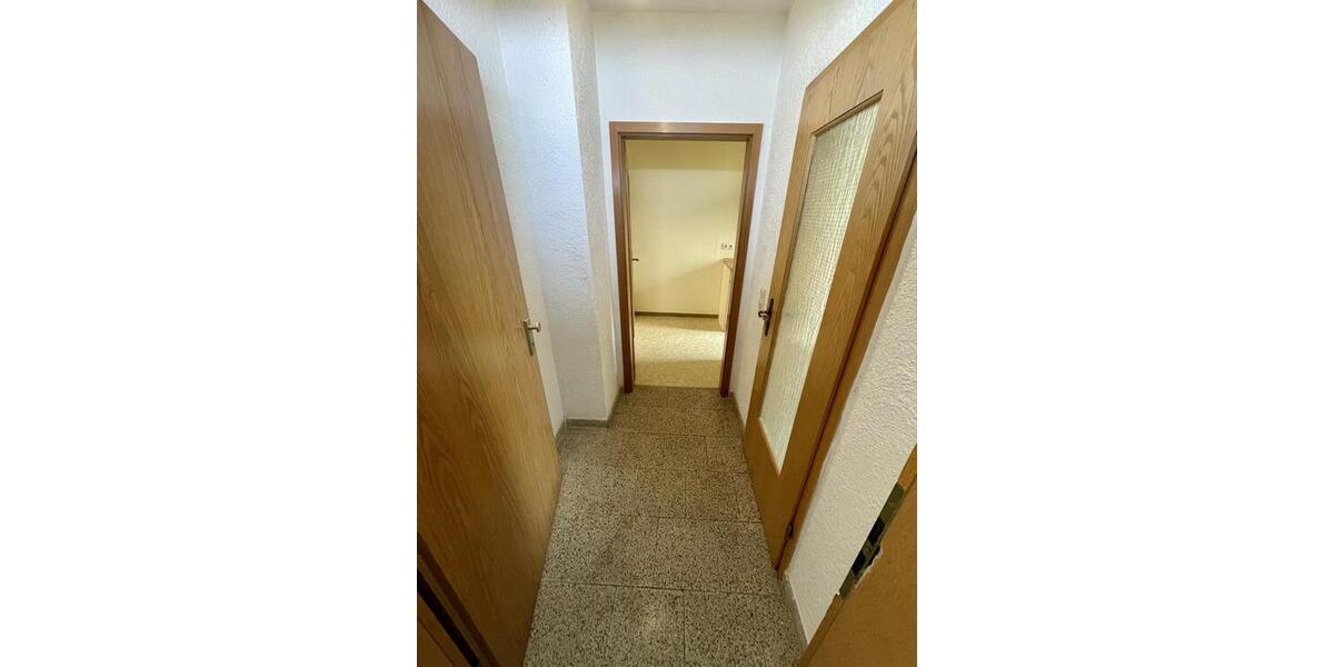 1 Raum-EG-Wohnung mit Küchenzeile im Geraer Ostviertel! - Erdgeschoßwohnung Gera Ostviertel | Angebot:26335190