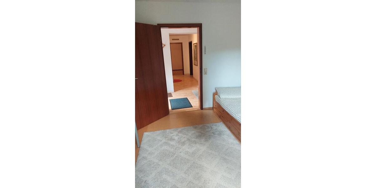 Erdgeschoßwohnung Mosbach - 3 Zimmer, 93 m&sup2;, 850&euro; | Angebot:26649594
