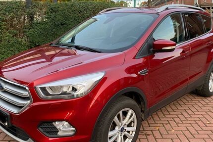 Ford Kuga 67.131 km 15.900 € Duisburg 47249