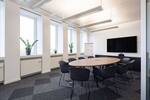 Flex Desk im Open Space mit Skylineview - All-in-Miete