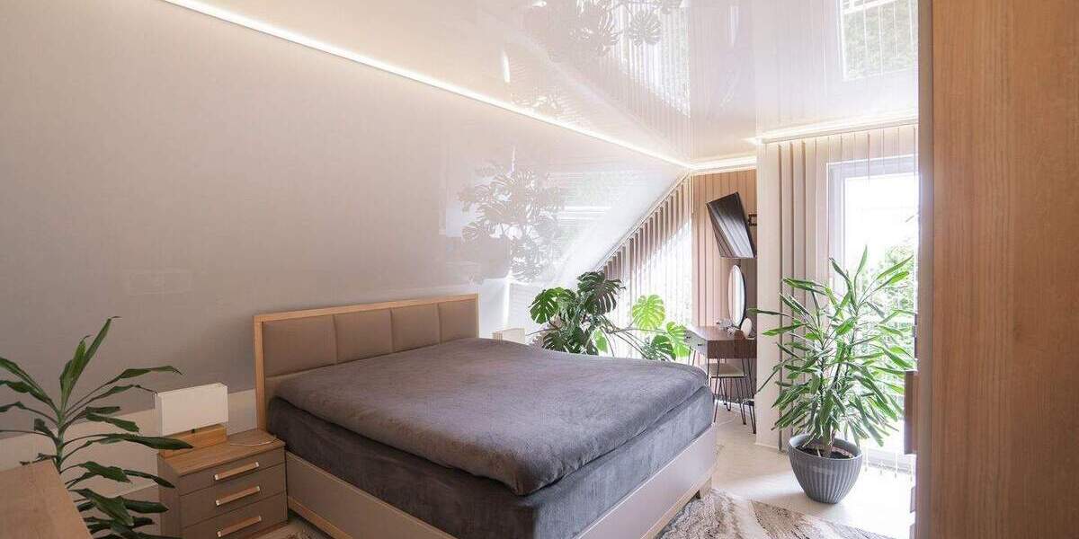 Einfamilienhaus Heustreu - 8 Zimmer, 197 m&sup2;, 489.000&euro; | Angebot:25690293