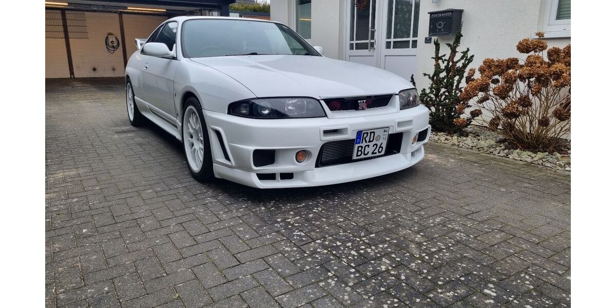 Nissan Skyline 80.958 km 69.900 &euro; Rieseby 24354