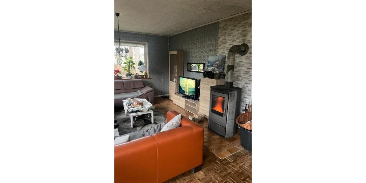 Einfamilienhaus Löhne - 7 Zimmer, 190 m&sup2;, 140.000&euro; | Angebot:25100026