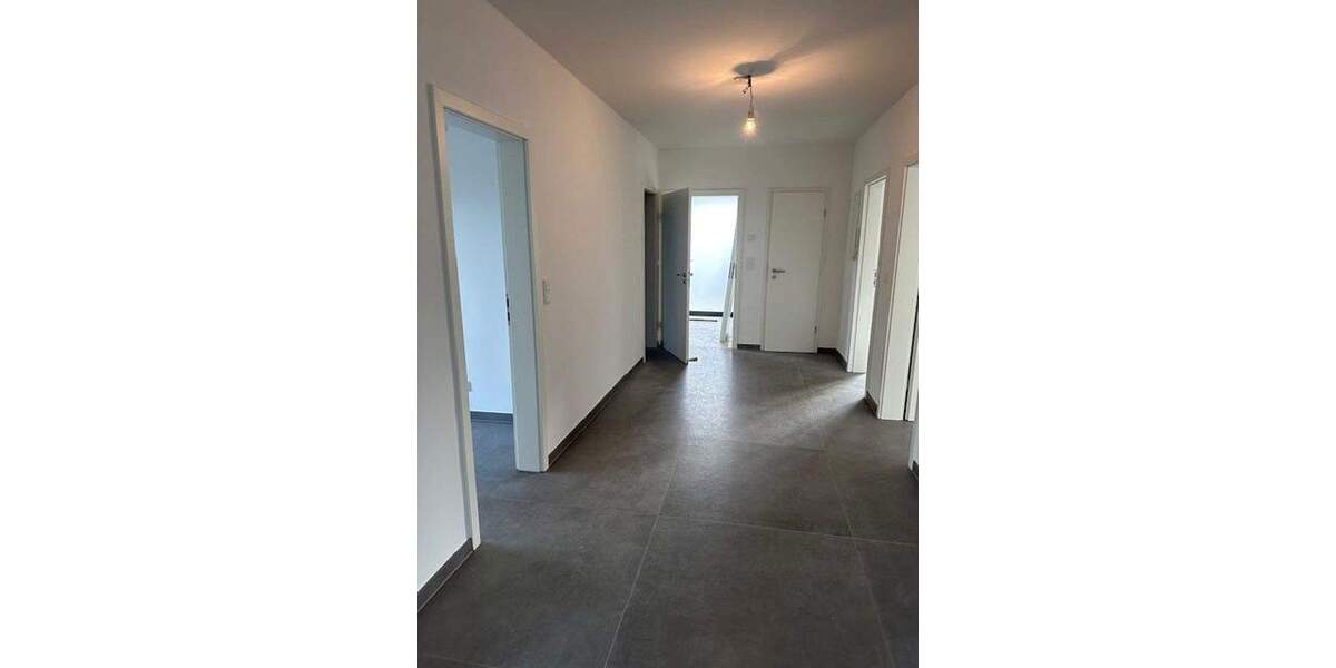 Etagenwohnung Mülheim Saarn - 3 Zimmer, 90 m&sup2;, 1.500&euro; | Angebot:24874819
