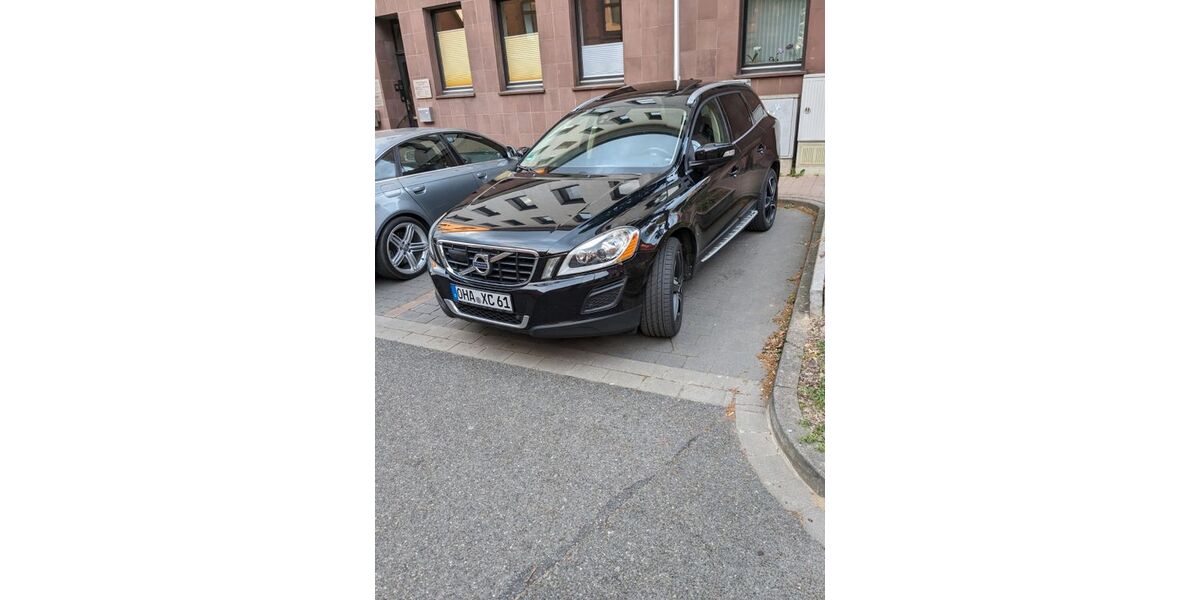 Volvo XC60 172.000 km 12.599 &euro; Osterode 37520