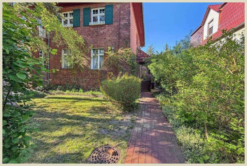 Haus zum Kaufen in Berlin 1.650.000 € 220 m²