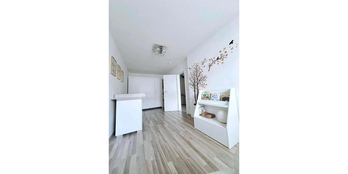 Reihenhaus Adelsdorf - 4 Zimmer, 137 m&sup2;, 540.000&euro; | Angebot:27112121