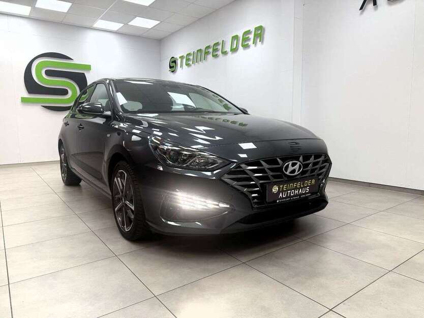 i30