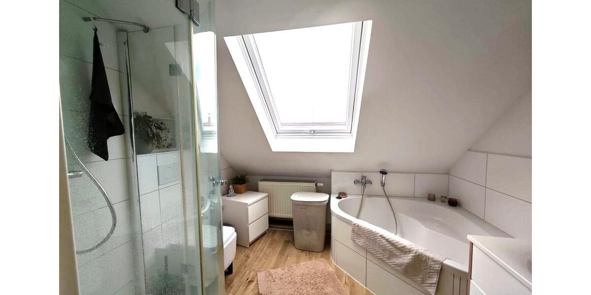 Dachgeschoßwohnung Hasselroth - 2 Zimmer, 65 m&sup2;, 270.000&euro; | Angebot:26163883