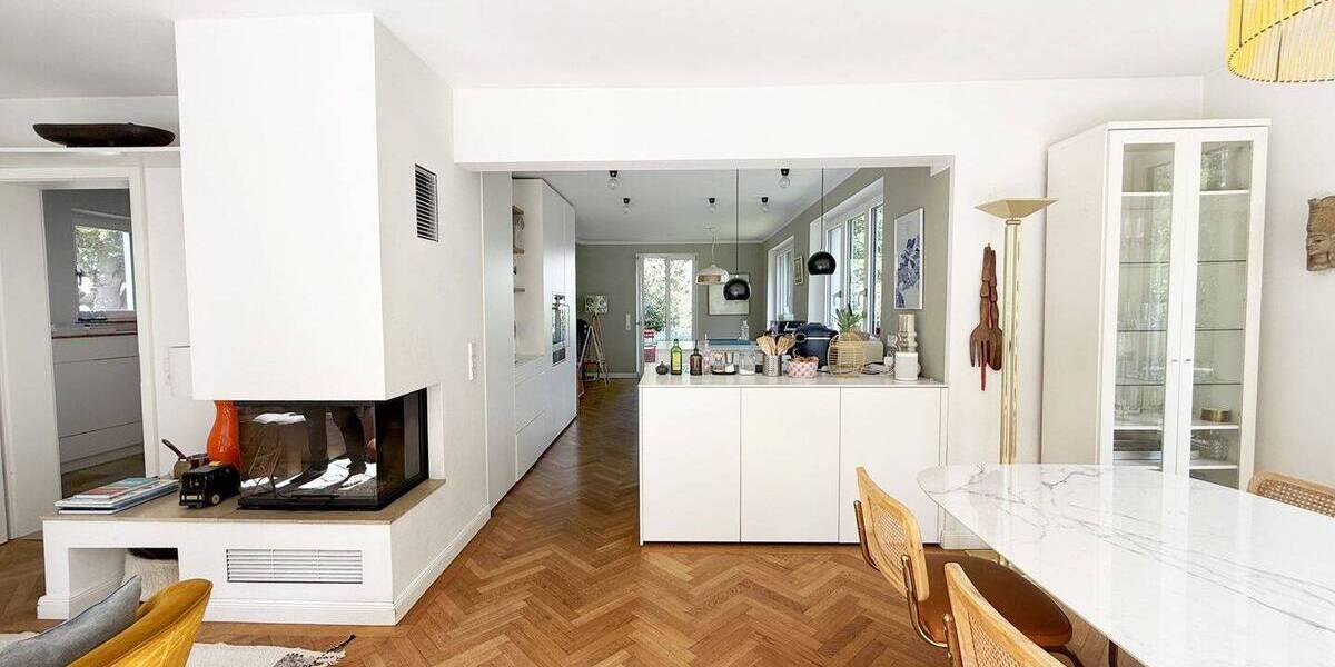 Einfamilienhaus Stuttgart Süd - 5 Zimmer, 215 m&sup2;, 4.500&euro; | Angebot:26779855
