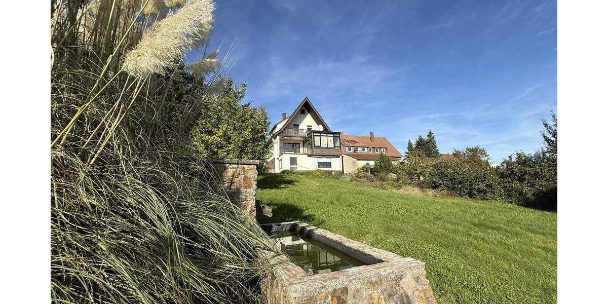 Ihr Zuhause im Grünen: Großes Grundstück, Ruhe & Weitblick in Tübingen-Pfrondorf! 8 zimmer