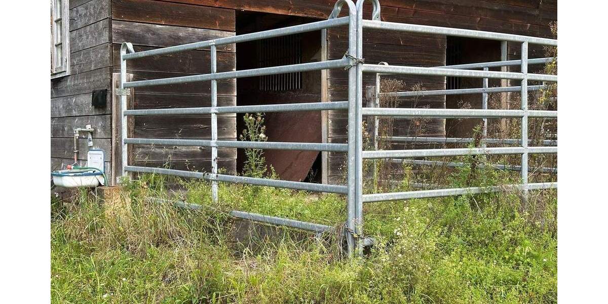 Traumgrundstück mit kleinem Wohn- und Wochenendhaus zimmer