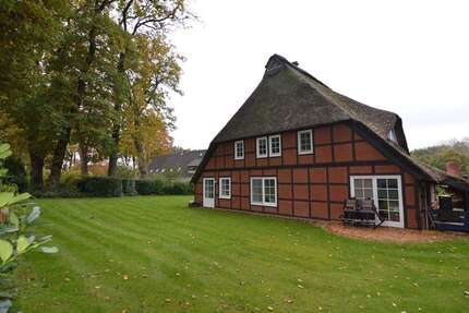 Haus zum Kaufen in Alfstedt 359.000 € 216 m² 8 zimmer