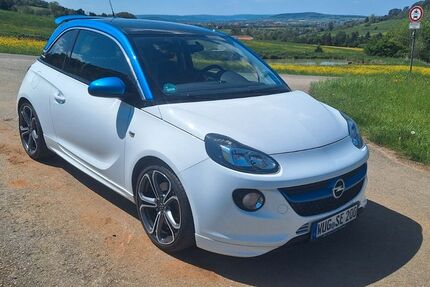 Opel Adam 82.171 km 8.950 &euro; Weißenburg 91781