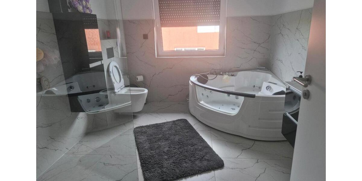 Doppelhaushälfte Bergen - 5 Zimmer, 137 m&sup2;, 335.000&euro; | Angebot:26883085