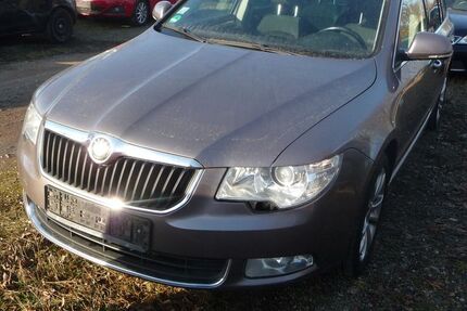 Skoda Superb 300.000 km 3.750 &euro; Chemnitz 09114