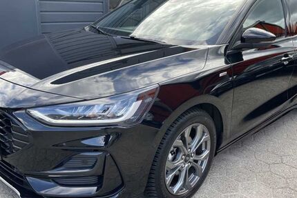 Ford Focus 24.089 km 21.992 &euro; Hamburg 21029