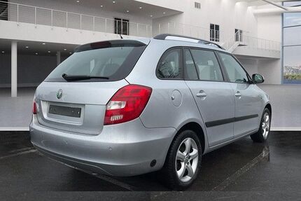 Skoda Fabia 351.000 km 2.599 &euro; Frankfurt/Main 65933