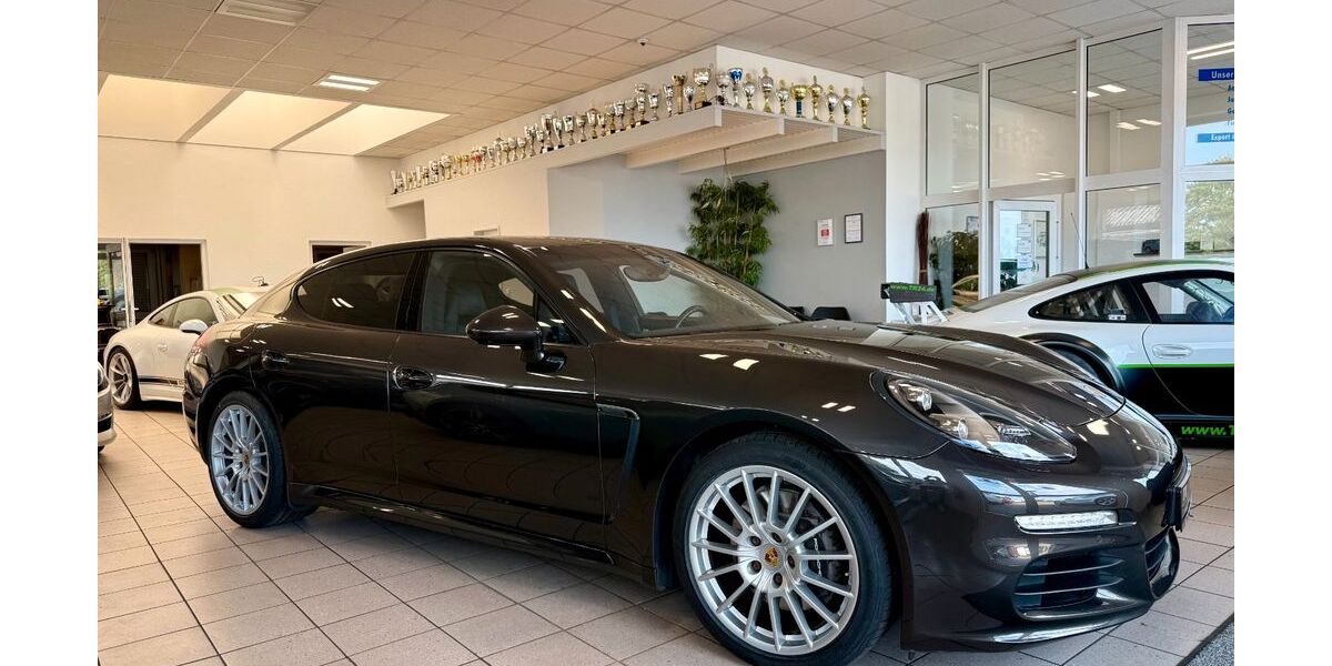 Porsche Panamera 97.176 km 45.850 &euro; Stuhr-Bremen 28816