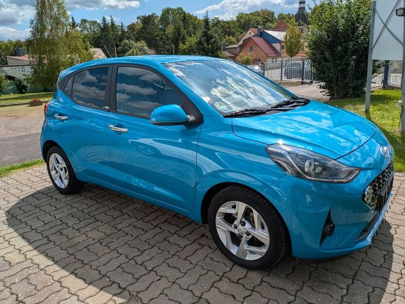 i10