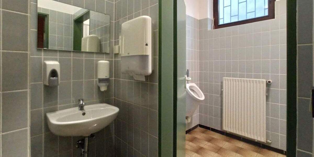 Gewerbeobjekt Baunatal Altenritte - 3 Zimmer, 164 m&sup2;, 1.230&euro; | Angebot:25674998