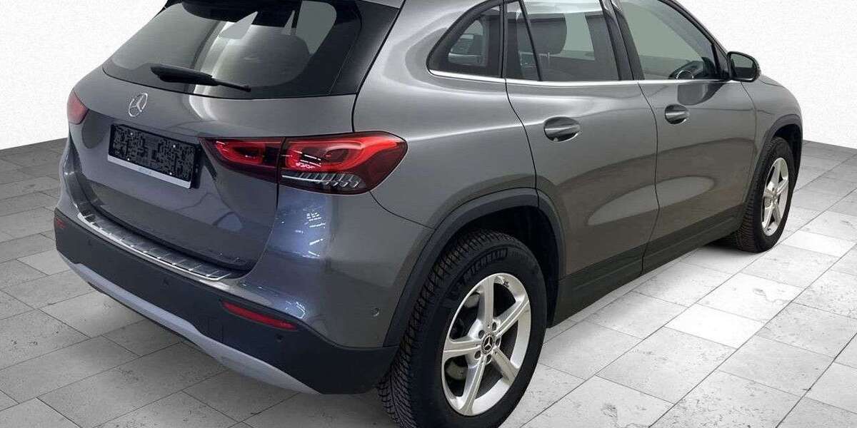 Mercedes-Benz GLA 180 53.411 km 28.980 &euro; Barchfeld Immelborn 36456