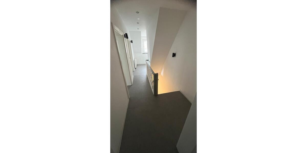 Doppelhaushälfte Essen Stadtbezirk VI - 6 Zimmer, 110 m&sup2;, 320.000&euro; | Angebot:26147699