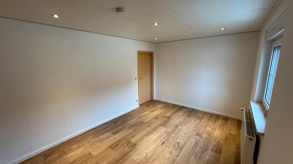 Etagenwohnung Mücheln (Geiseltal) - 3 Zimmer, 52 m&sup2;, 315&euro; | Angebot:25884901