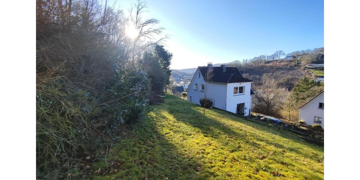 Einfamilienhaus Engelskirchen - 6 Zimmer, 130 m&sup2;, 1.200&euro; | Angebot:25352177