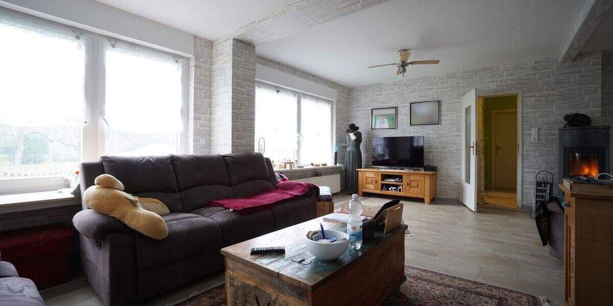 IMMOBILIEN GUMNIOR präsentiert: Einfamilienhaus mit großem Garten in ruhiger Wohnlage von Bad Bentheim 7 zimmer