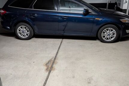 Ford Mondeo 243.000 km 2.700 &euro; Neutraubling 93073