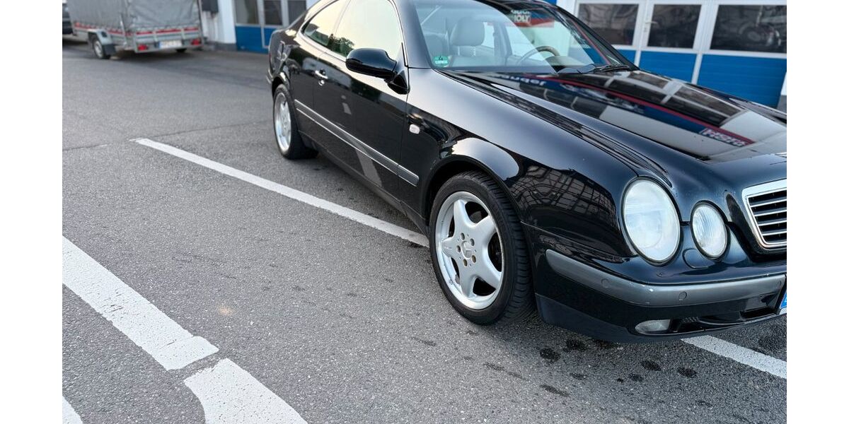 Mercedes-Benz CLK 320 169.000 km 4.500 &euro; Katlenburg-Lindau 37191