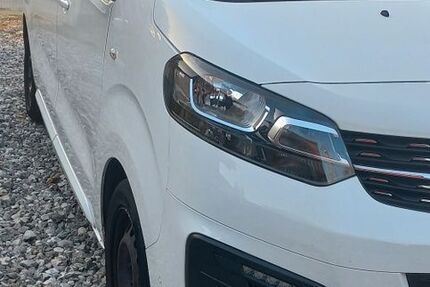 Opel Zafira Life 63.000 km 16.700 &euro; München 81545