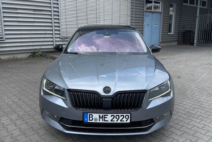 Skoda Superb 305.000 km 13.000 &euro; Berlin 12353