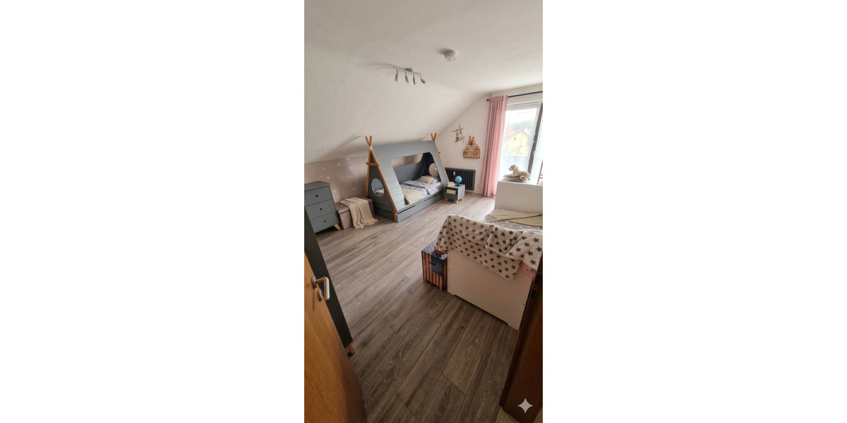 Einfamilienhaus Wesel - 6 Zimmer, 275 m&sup2;, 825.000&euro; | Angebot:25826803