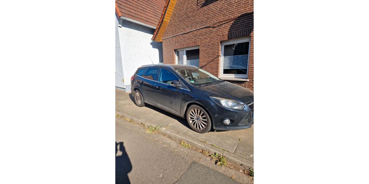 Ford Focus 143.000 km 4.990 &euro; Petershagen 32469