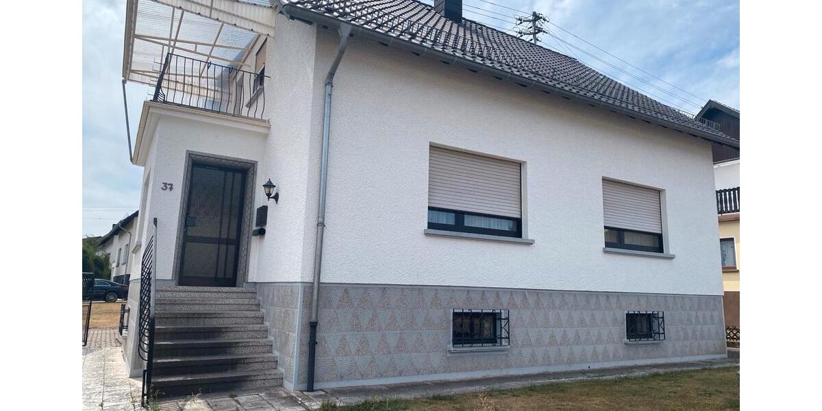 Einfamilienhaus Weiskirchen - 10 Zimmer, 150 m&sup2;, 249.000&euro; | Angebot:25264444