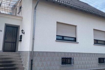 Haus Weiskirchen - 10 Zimmer, 150 m&sup2;, 249.000&euro; | Angebot:25264444