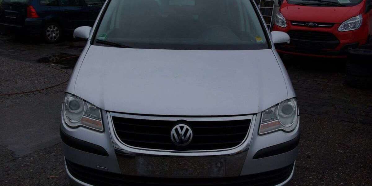 VW Touran 155.000 km 3.990 &euro; Bottrop 46242