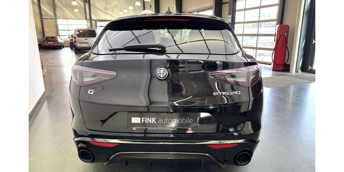 Alfa Romeo Stelvio 2.2 D Veloce Q4 Full LED Leder Carplay 36.900 km 36.890 &euro; Lich 35423