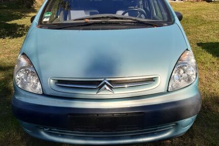 Citroen Xsara Picasso 278.000 km 1.550 &euro; Schönborn 03253