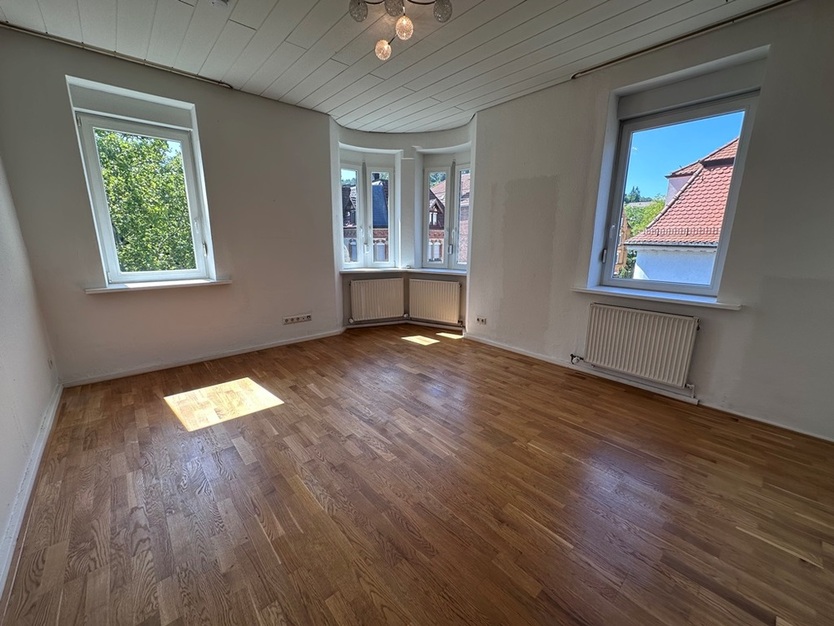 Helle 2,5-Zi.-Altbau-ETW in zentraler Lage von S-Süd (Heslach)